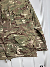 Charger l'image dans la galerie, Surplus British Army MTP Smock Combat Windproof -Size 160/96 - The Militaria Shop