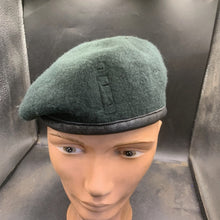 Lade das Bild in den Galerie-Viewer, Genuine British Army Forces Rifles Wool Beret - Size 56 - The Militaria Shop