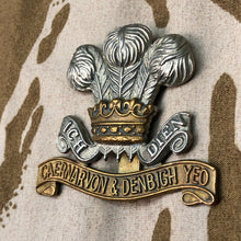Load image into Gallery viewer, Original WW1 British Army Cap Badge - Caernarvon & Denbigh Yeomanry - The Militaria Shop