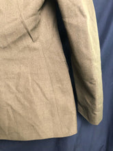 Lade das Bild in den Galerie-Viewer, Original British Army No.2 Dress Uniform Jacket - Grade 1 - Size 180/104/96 - The Militaria Shop