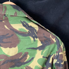 Lade das Bild in den Galerie-Viewer, Genuine British Army Combat DPM Temperate Jacket Smock Combat - 180/96 - The Militaria Shop