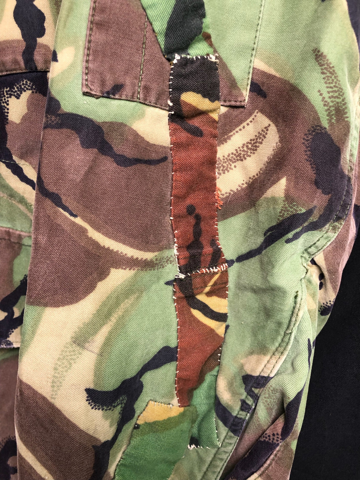 Original British Army 68 Pattern DPM Camouflaged Combat Smock Size 2 - 39" Chest - The Militaria Shop