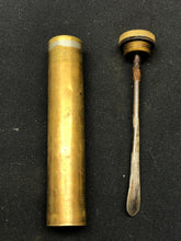 Load image into Gallery viewer, Original WW1 British Army Brass Oil Bottle - SMLE Lee Enfield - EFD Marked - The Militaria Shop