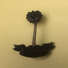 Load image into Gallery viewer, Original WW2 era Army Royal West African Frontier Force Cap Badge - The Militaria Shop