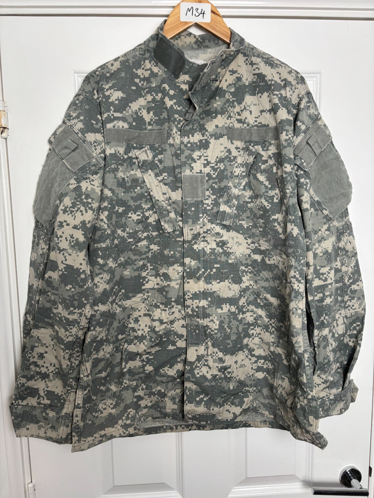 Surplus US Army ACU Combat Uniform Jacket -Size Medium-XLong - The Militaria Shop
