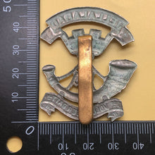 Load image into Gallery viewer, Original WW1 British Army 1st Volunteed Btn Somerset Light Infantry Cap Badge - The Militaria Shop