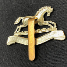 Lade das Bild in den Galerie-Viewer, Genuine British Army The Queen's Own Hussars Cap Badge - The Militaria Shop