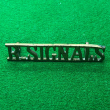 Load image into Gallery viewer, Original WW2 British Army Brass Shoulder Title - Royal Signals - The Militaria Shop