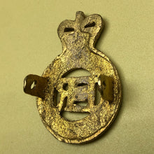 Charger l'image dans la galerie, Original British Army Cap Badge - Life Guards - The Militaria Shop
