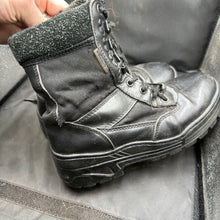Lade das Bild in den Galerie-Viewer, Black Leather Army Combat Boots - Kombat UK - Size UK 4 - The Militaria Shop