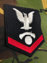 Lade das Bild in den Galerie-Viewer, Genuine US Navy Interior Communicaitons Specialist Patch / Badge - The Militaria Shop
