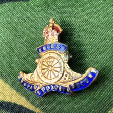 Lade das Bild in den Galerie-Viewer, Original WW2 British Army Regimental Sweetheart Brooch Badge - Royal Artillery - The Militaria Shop