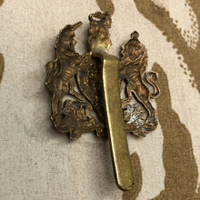 Charger l'image dans la galerie, Original WW1 / WW2 British Army General Service Corps Cap Badge - The Militaria Shop