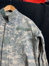 Load image into Gallery viewer, US Army Issue ACU Digicam Digital Camouflage Ripstop Shirt - 38" Chest - The Militaria Shop