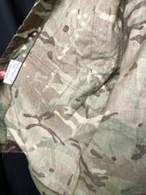 Lade das Bild in den Galerie-Viewer, British Army MTP Camouflaged Combat Jacket Warm Weather - Size 170/88 - The Militaria Shop