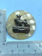 Charger l'image dans la galerie, Original WW2 British Royal Berkshire Regiment Sweetheart Brooch - The Militaria Shop