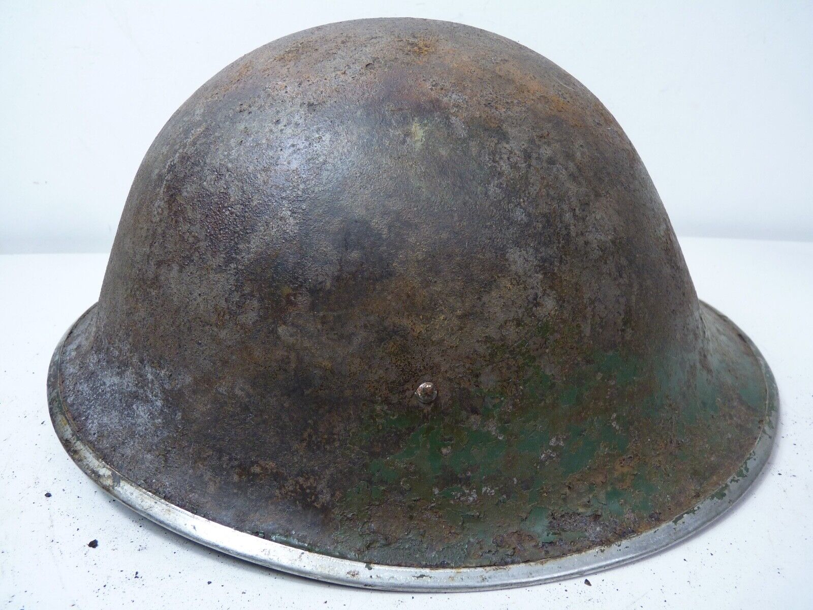 Mk3 Canadian / British Army Original WW2 Turtle Helmet High Rivet - The Militaria Shop