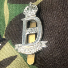 Charger l'image dans la galerie, Original WW2 British Army Cap Badge - 22nd Dragoons - The Militaria Shop