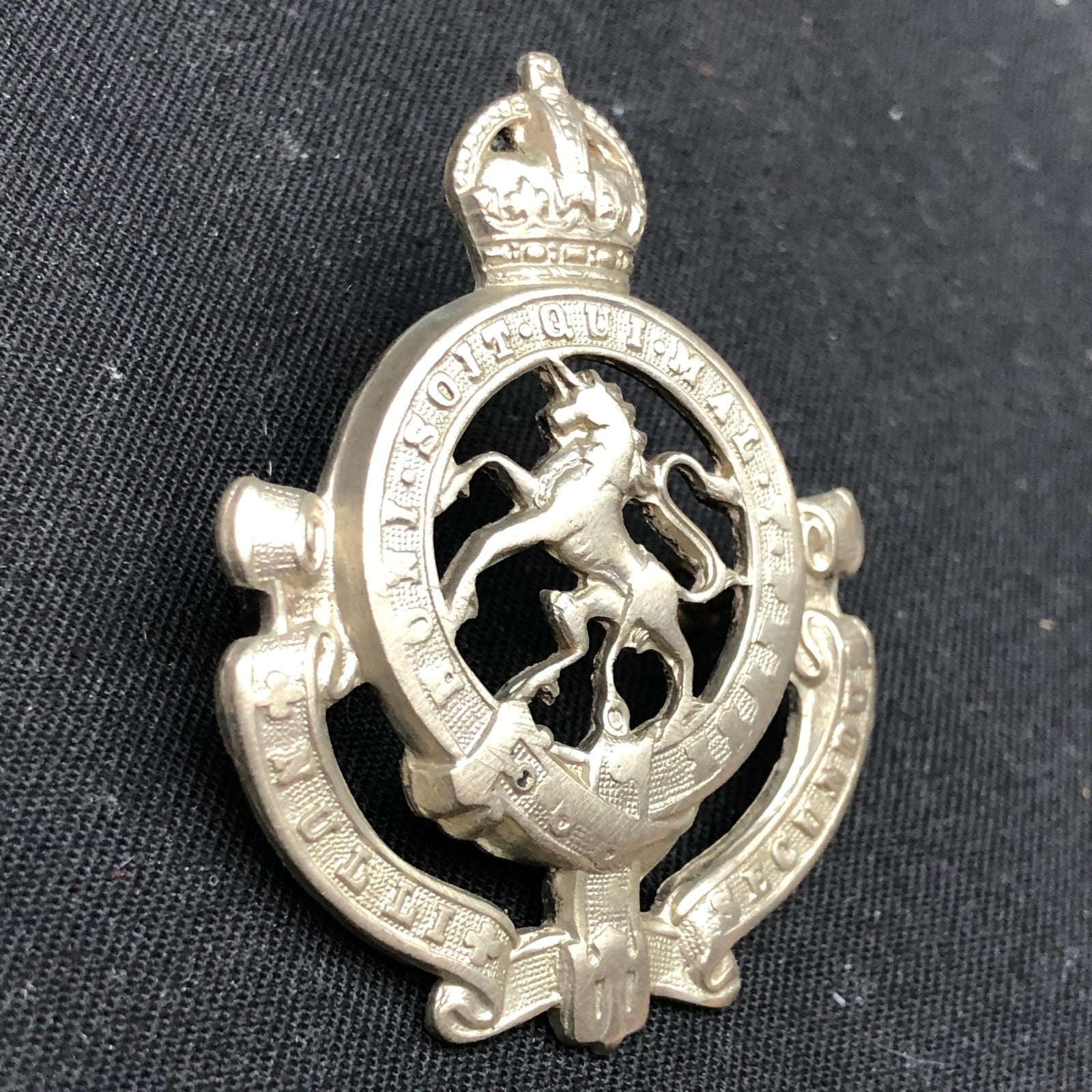 Original WW2 Canadian Army Cap Badge - Governor General's Horse Guards - The Militaria Shop