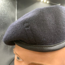 Lade das Bild in den Galerie-Viewer, Genuine British Army Forces All Regiment Wool Beret - Size 51 - The Militaria Shop