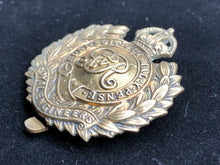 Charger l'image dans la galerie, Original WW1 British Army Royal Engineers GV Cap Badge - The Militaria Shop