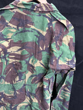 Charger l'image dans la galerie, Surplus British Army DPM Pattern Camouflaged Smock Windproof Cadet-170/92 - The Militaria Shop