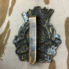 Load image into Gallery viewer, Original WW1 British Army Regimental Cap Badge Duke of Lancaster's Own Yeomanry - The Militaria Shop