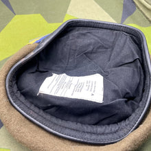 Load image into Gallery viewer, Original British Army Guards Divisions Beret - Size 56cm - The Militaria Shop