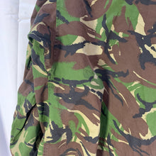 Load image into Gallery viewer, Genuine British Army Surplus DPM Camouflaged Jacket - 34" Chest - The Militaria Shop