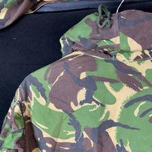 Lade das Bild in den Galerie-Viewer, Genuine British Army Combat DPM Field Jacket Windproof Smock - 160/88 - The Militaria Shop