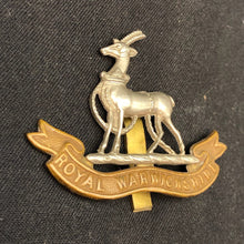 Load image into Gallery viewer, Original WW2 British Army Cap Badge - Royal Warwickshire Regiment - The Militaria Shop