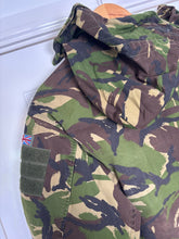 Load image into Gallery viewer, Genuine British Army DPM Camouflaged Windproof Smock -Size 170/96 - The Militaria Shop