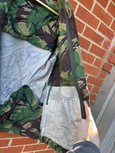 Load image into Gallery viewer, Surplus British Army DPM Smock Combat Size 40 Chest - The Militaria Shop