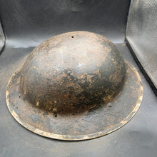 Lade das Bild in den Galerie-Viewer, Original British Army WW2 Combat Steel Helmet - The Militaria Shop