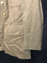 Lade das Bild in den Galerie-Viewer, Original WW2 US Army Class A Dress Jacket - Private Ryan Prop - 39" Long - The Militaria Shop