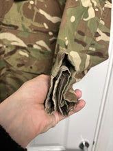 Lade das Bild in den Galerie-Viewer, British Army MTP Camouflaged Windproof Combat Jacket Smock - Size 160/96 - The Militaria Shop