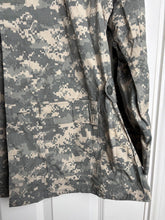 Lade das Bild in den Galerie-Viewer, Surplus US Army ACU Combat Uniform Jacket-6R - The Militaria Shop