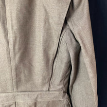 Lade das Bild in den Galerie-Viewer, Original WW2 US Army Class A Dress Jacket 1940 - Private Ryan Prop - 38" Large - The Militaria Shop