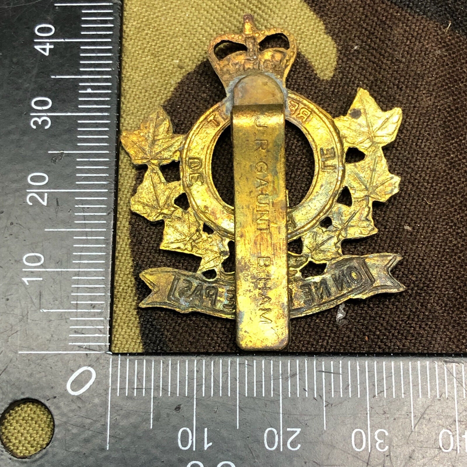 Original Canadian Army Le Régiment de Hull Beret / Cap Badge - The Militaria Shop