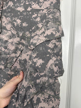 Load image into Gallery viewer, Surplus US Army ACU Combat Uniform Jacket-Large Regular - The Militaria Shop