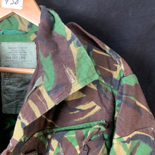 Lade das Bild in den Galerie-Viewer, Genuine British Army Combat DPM Field Jacket Smock Combat - 180/96 - The Militaria Shop