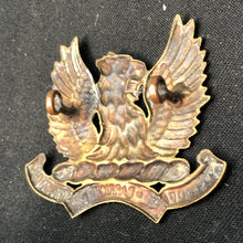 Lade das Bild in den Galerie-Viewer, Original WW2 British Army Cap Badge - Ayrshire (Earl of Carrick's Own) Yeomanry - The Militaria Shop