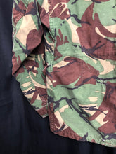 Load image into Gallery viewer, Genuine British Army 68 Pattern DPM Camouflaged Combat Smock - 36" Chest - The Militaria Shop