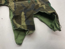 Charger l'image dans la galerie, Original US Army Vietnam War Era M1 Camo Helmet Cover - Local Find - Combat Worn - The Militaria Shop