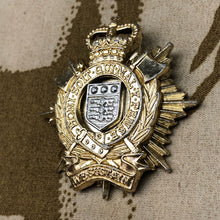 Lade das Bild in den Galerie-Viewer, Image #3