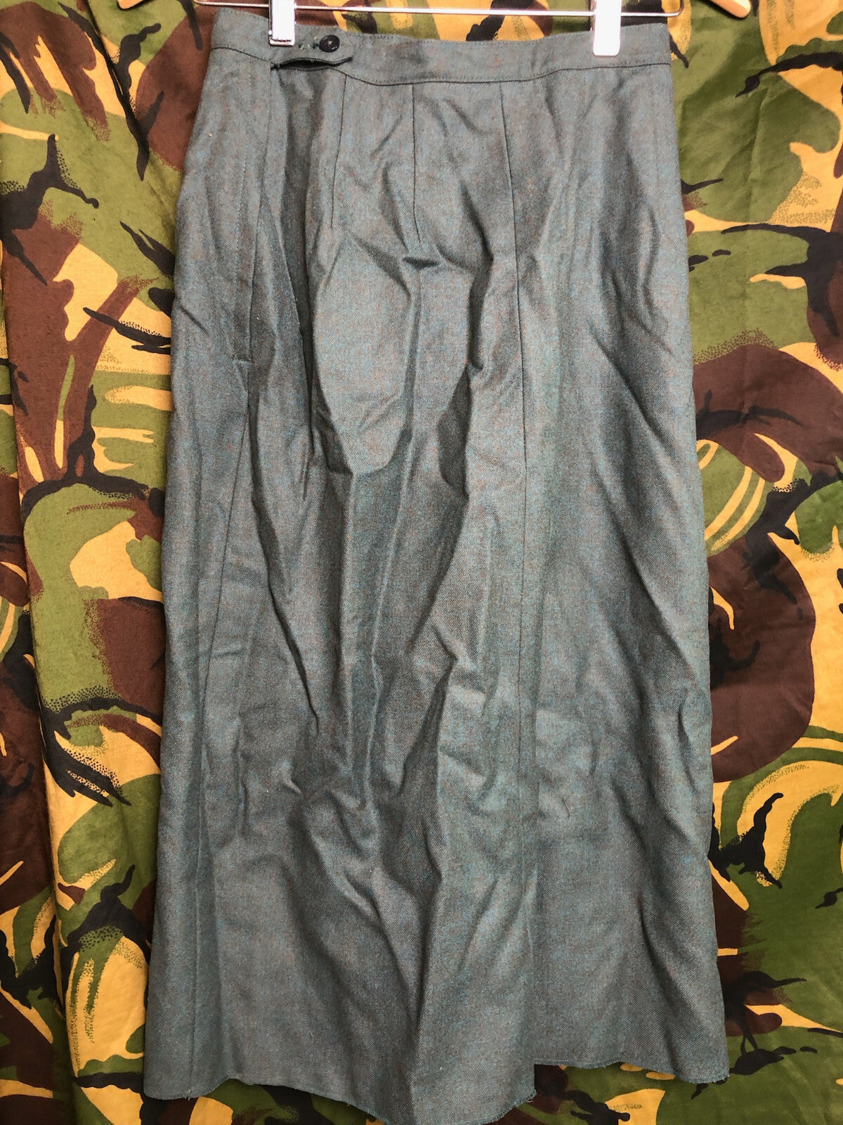 British Army Women's Skirt Lovat Green - Size 26" Waist - The Militaria Shop