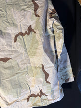 Charger l'image dans la galerie, Gulf War US Army DCU Camouflaged Combat Field Jacket Airborne - Medium/Regular - The Militaria Shop