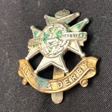 Charger l'image dans la galerie, Genuine WW2 British Army Brass Cap Badge - Sherwood Foresters - The Militaria Shop