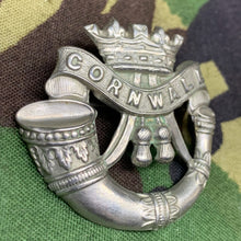 Lade das Bild in den Galerie-Viewer, Original WW2 British Army Cornwall Light Infantry CLI Sweetheart Brooch - The Militaria Shop