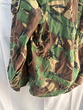 Load image into Gallery viewer, Genuine British Army Surplus DPM Camouflaged 1968 Pattern Smock - Size 36" Chest - The Militaria Shop